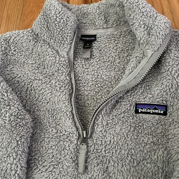 Women’s Patagonia Fleece Half zip pullover. Almost new - Picture 4 of 5